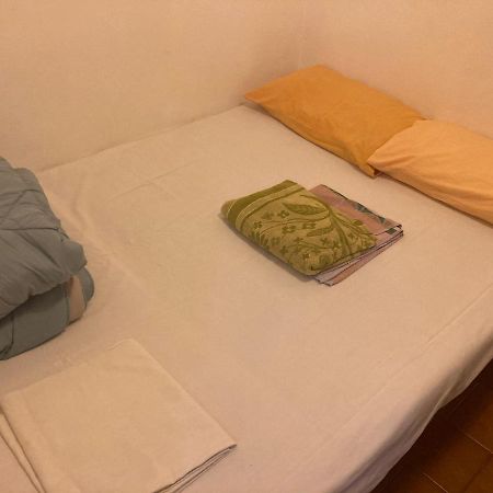 Cheerful Room, Sharing Kitchen In A Cosy Family Art House, Ideal For One Person Or Couple Sanremo Eksteriør bilde